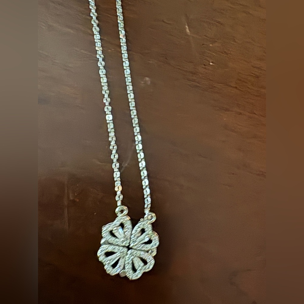 Elegant Silver shamrock and heart changeable Pendant Necklace